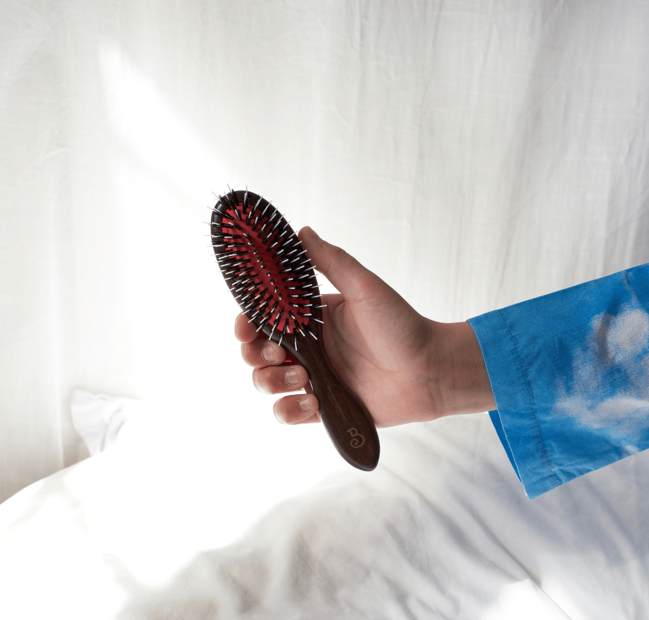 Brosse à Cheveux Poils De Sanglier - Manche En Cuir - Douce Et Démêlante